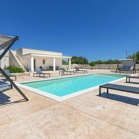 Gioena Con Piscina