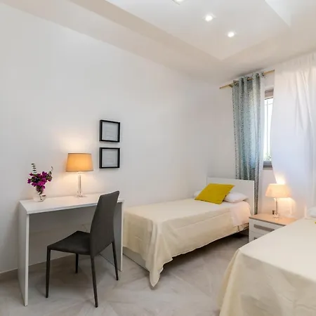Gioena Con Piscina Villa San Vito dei Normanni